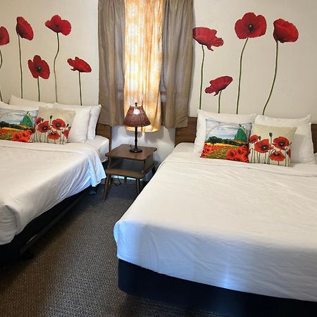 Simmer Motel Wamego Zewnętrze zdjęcie