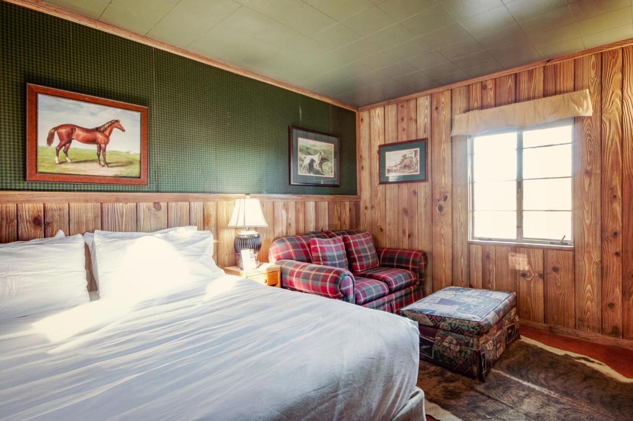 Simmer Motel Wamego Zewnętrze zdjęcie