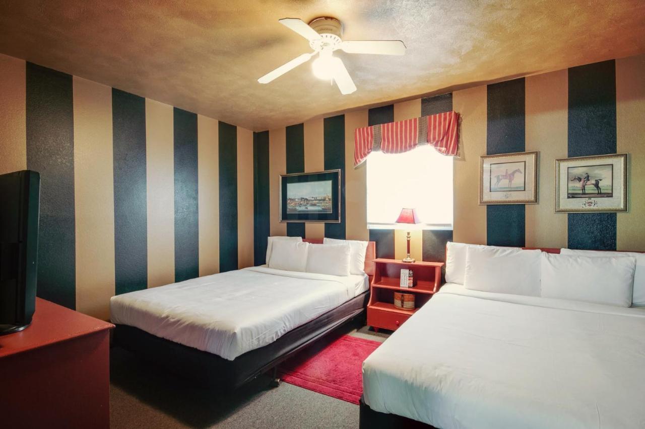 Simmer Motel Wamego Zewnętrze zdjęcie
