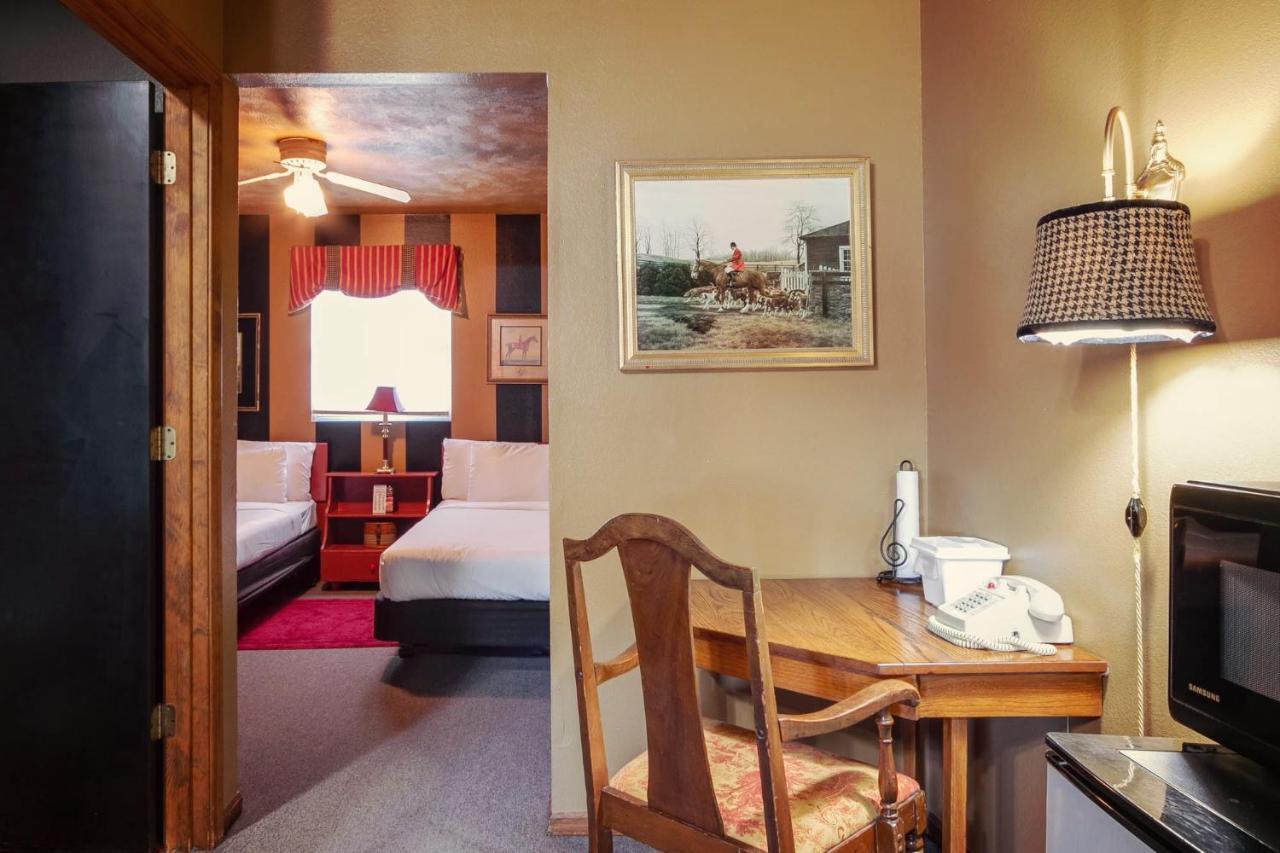 Simmer Motel Wamego Zewnętrze zdjęcie
