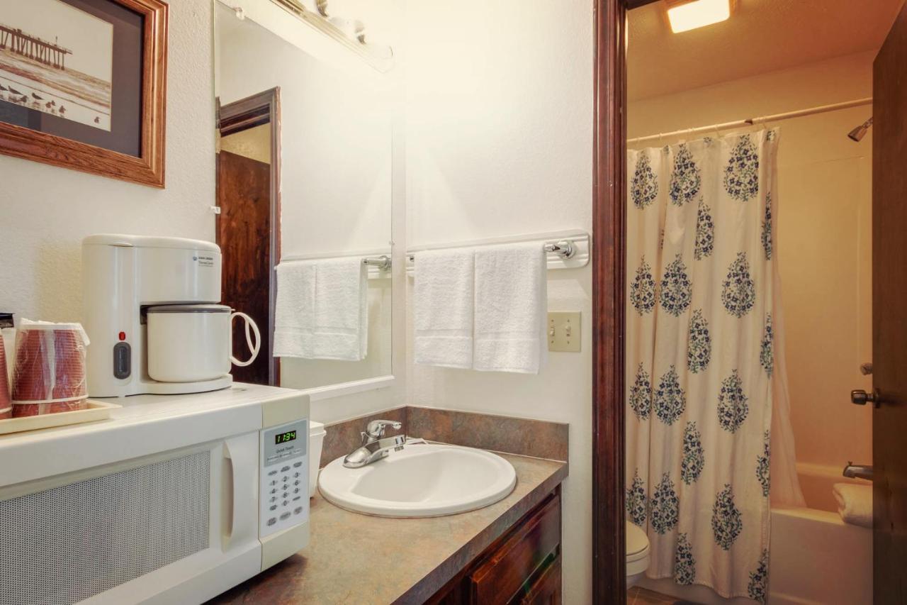 Simmer Motel Wamego Zewnętrze zdjęcie