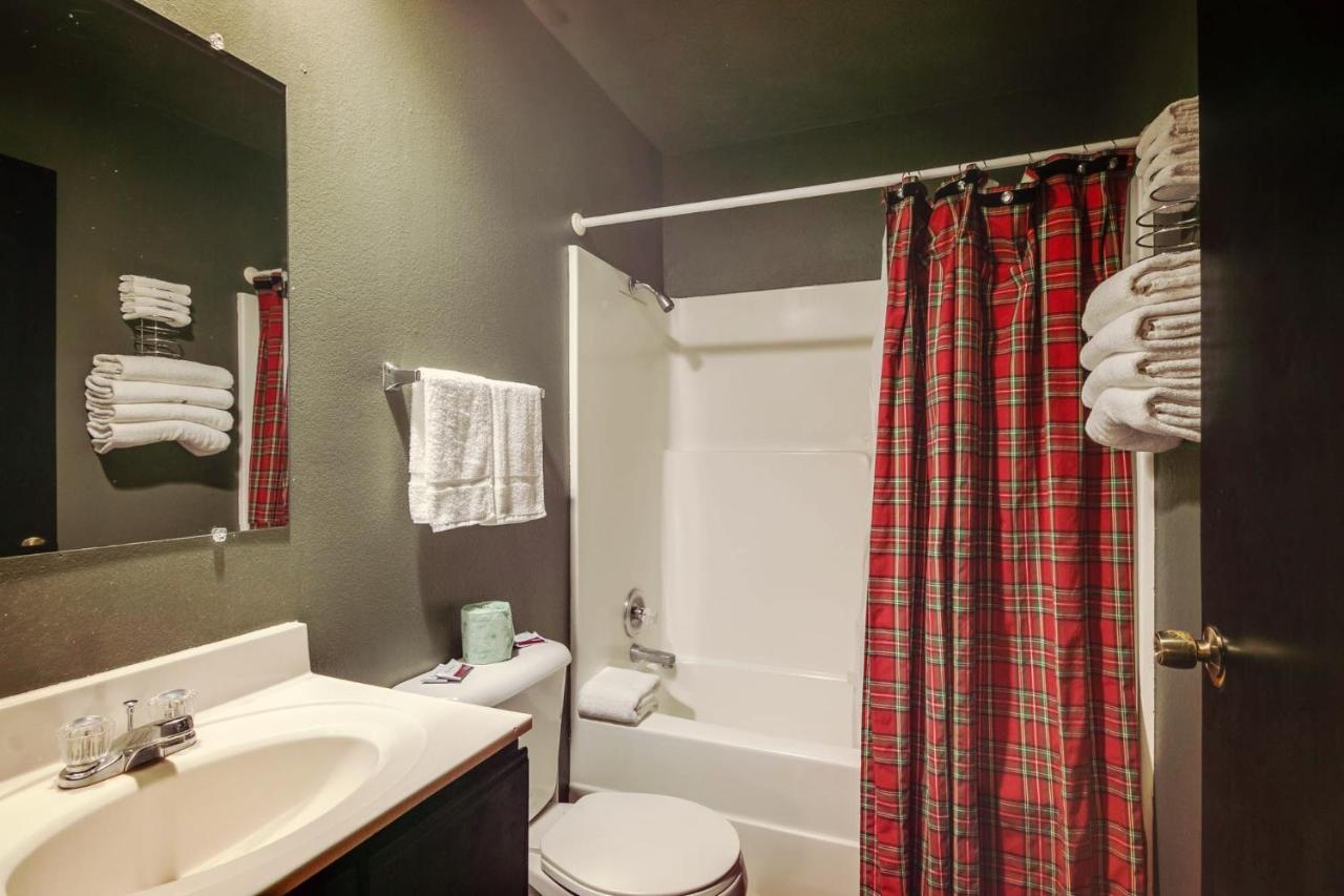 Simmer Motel Wamego Zewnętrze zdjęcie